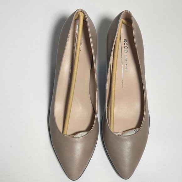 ECCO Women's Pump Size 10-10.5, 41EU. Beige Shape 45 Pointy Sleek New - Picture 11 of 12